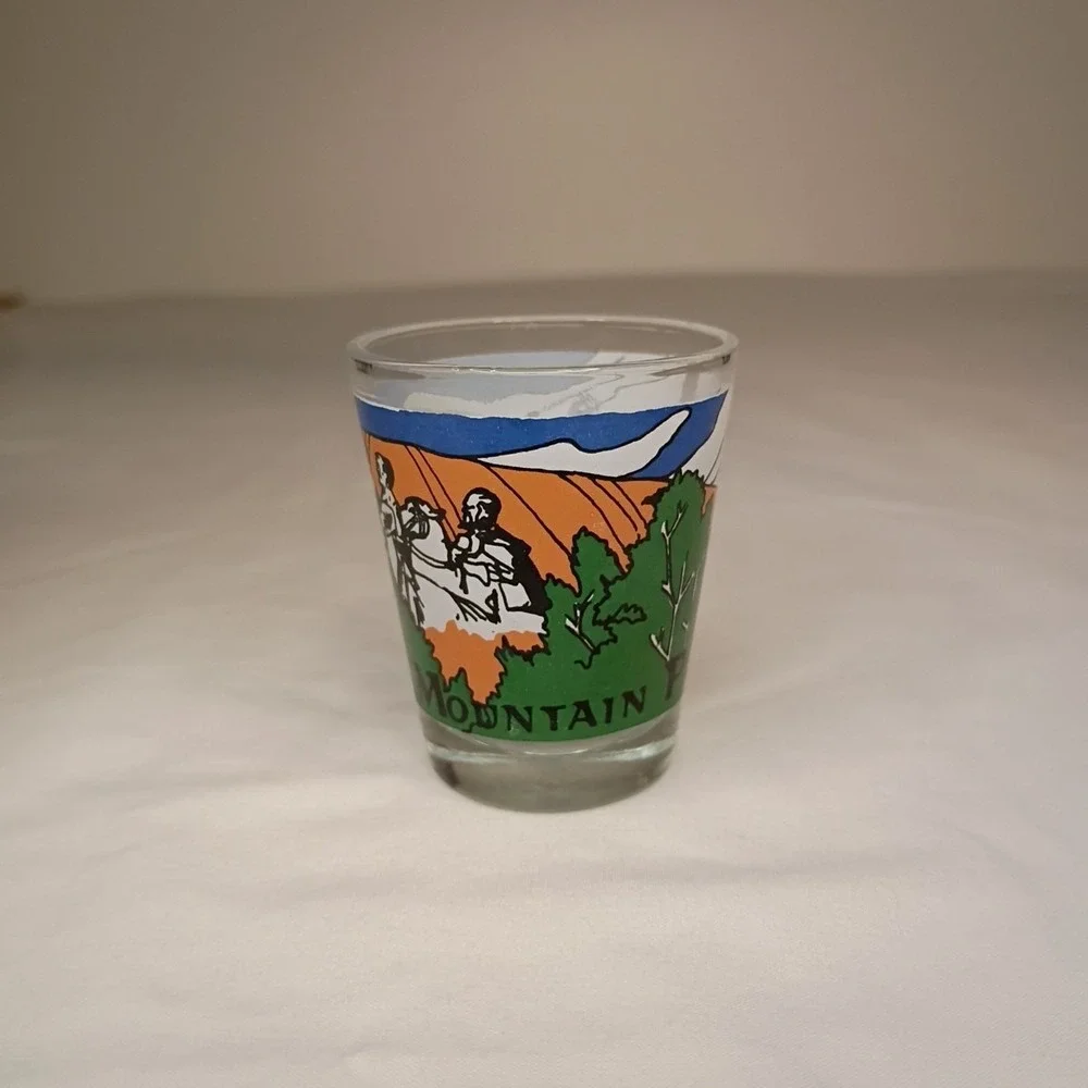 Stone‎ Mountain Park Shot Glass Souvenir Georgia